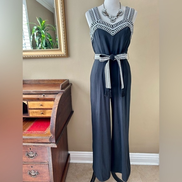 Soft Surroundings Sissa & Black White Embroidered Wide Leg Belted Jumpsuit NWT - Picture 2 of 9